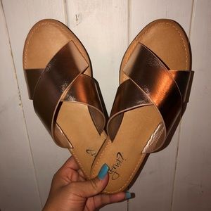 Rose Gold Sandals 🦋 2/$15